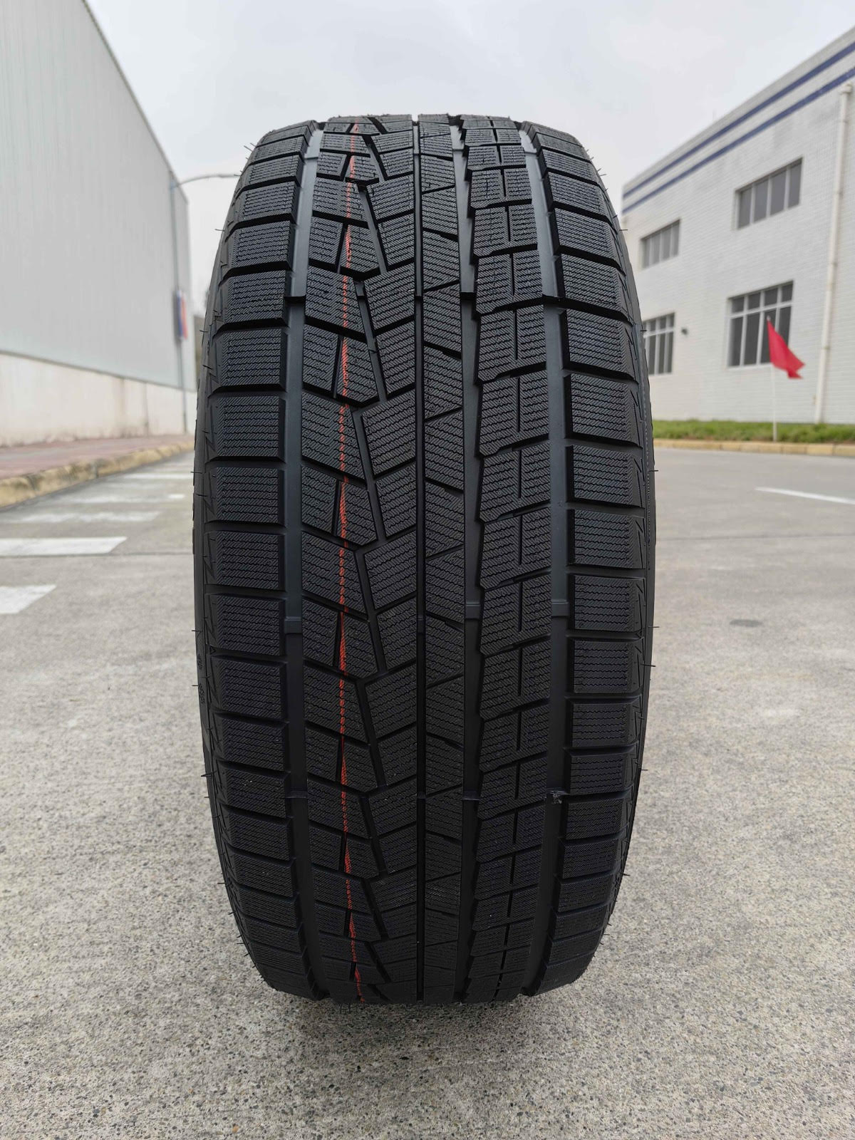 255/45 R20 105V XL MK697 Mileking